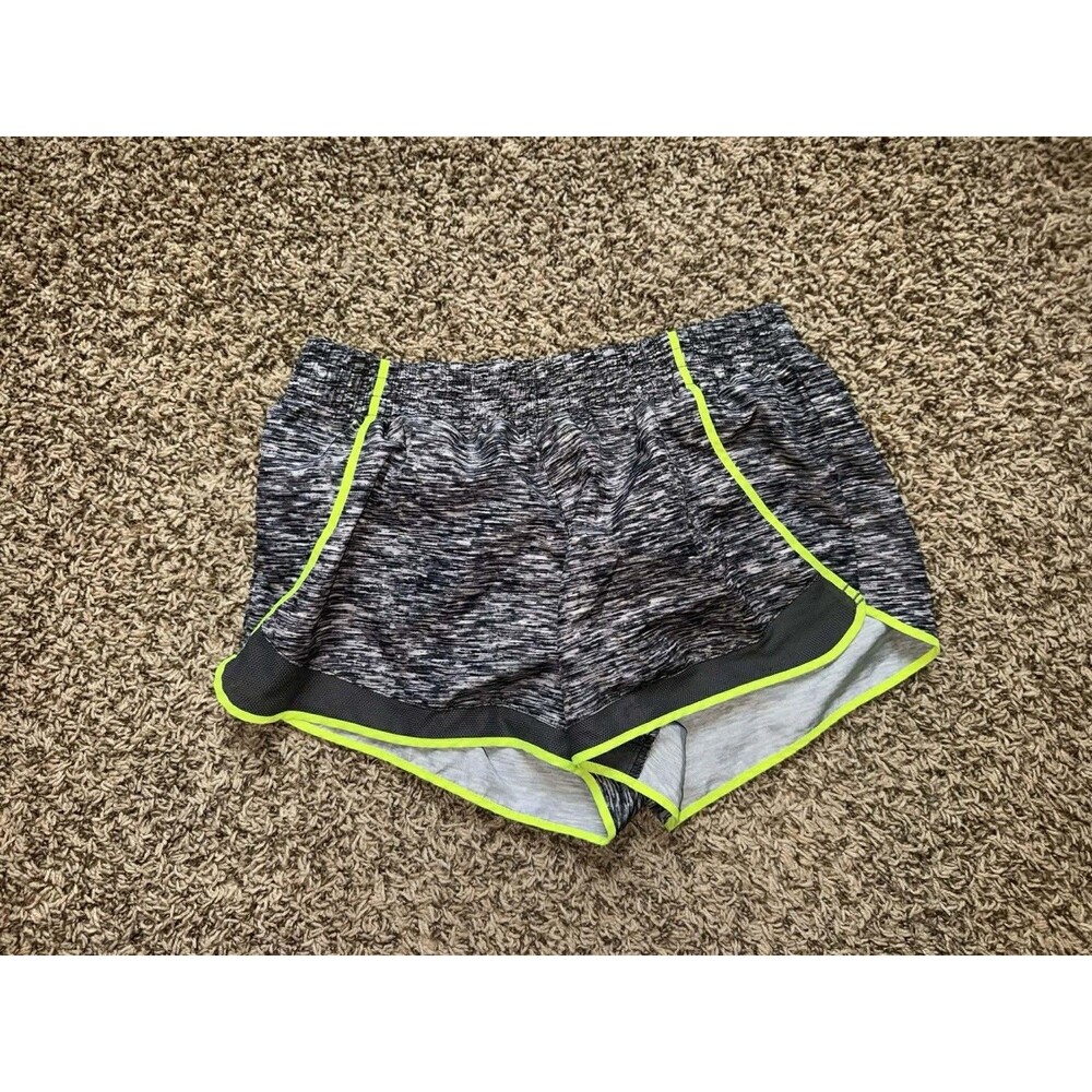 Women Medium Athletic Shorts So